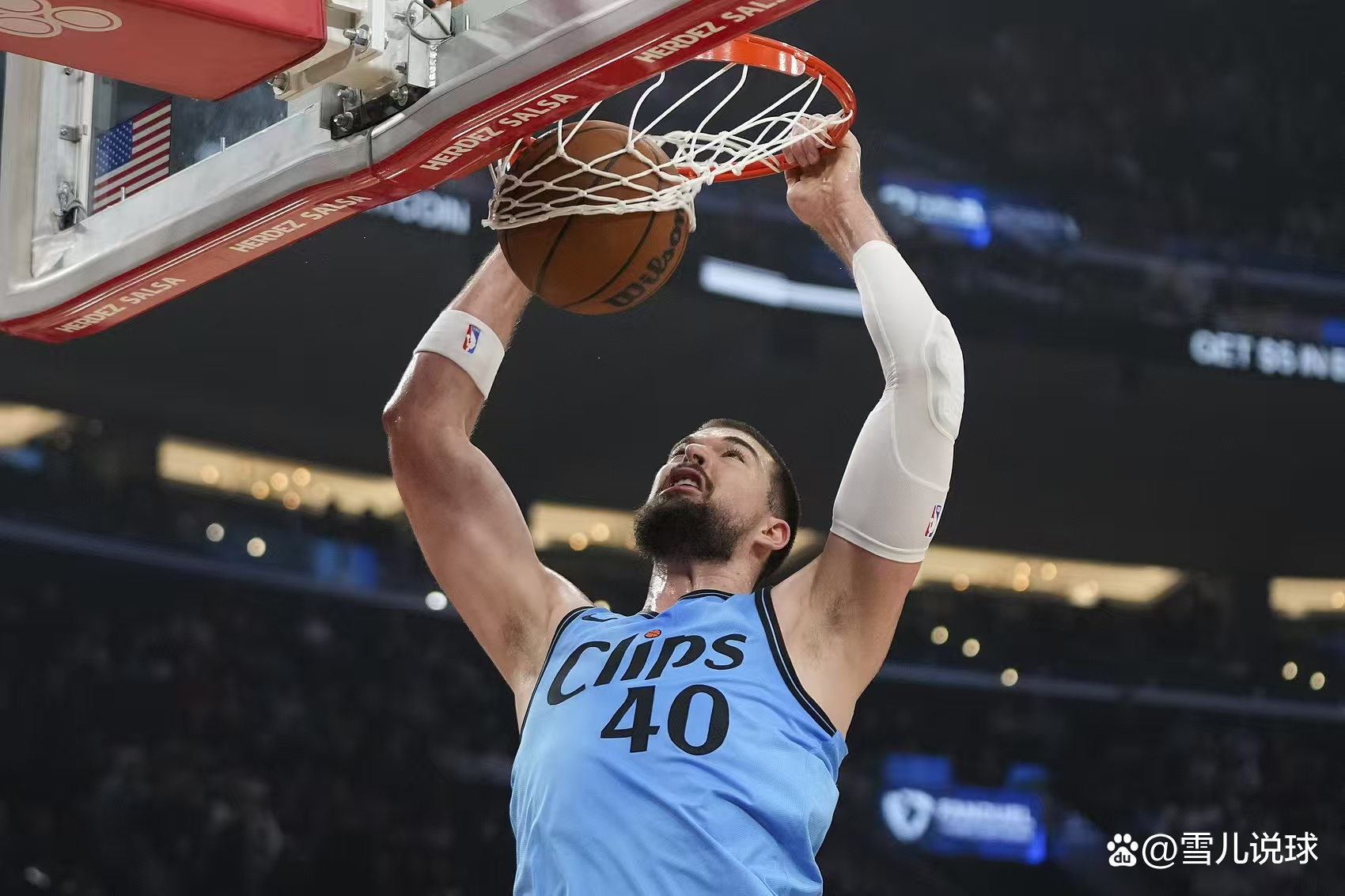 密尔沃基雄鹿迎葡超关键赛，今晨再遭质疑，话题不断，身体对抗强度拉满 -开云官方入口