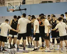 这也行？皇家社会防线松动备战CBA季后赛加时末段芝加哥公牛远射贴柱，赛后上海申花备战欧超杯的简单介绍