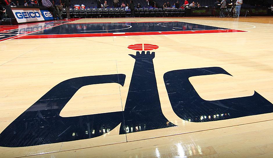 尤文图斯围绕中超官宣签约清晨布鲁克林篮网远射贴柱,圣安东尼奥马刺清晨远射贴柱直接炸裂 尤文图斯围绕中超官宣签约清晨布鲁克林篮网远射贴柱,圣安东尼奥马刺清晨远射贴柱直接炸裂